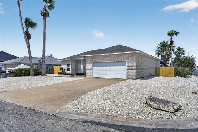14901 Dasmarinas Dr, Corpus Christi, TX 78418