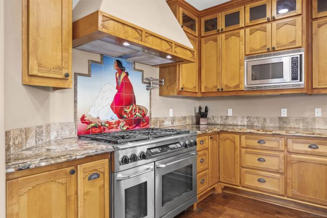 16951 Old Coach Rd, Poway, CA 92064