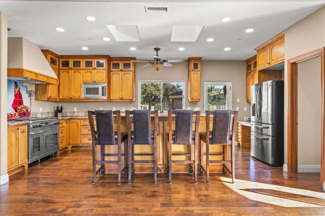 16951 Old Coach Rd, Poway, CA 92064