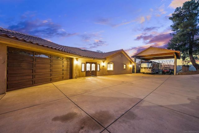 16951 Old Coach Rd, Poway, CA 92064