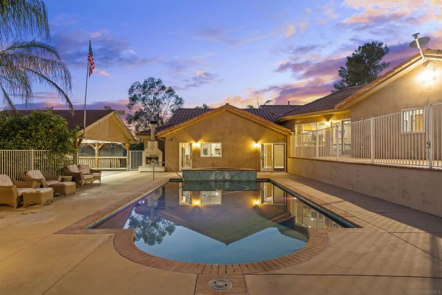 16951 Old Coach Rd, Poway, CA 92064