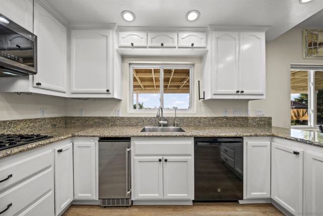 16951 Old Coach Rd, Poway, CA 92064