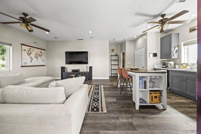 16951 Old Coach Rd, Poway, CA 92064