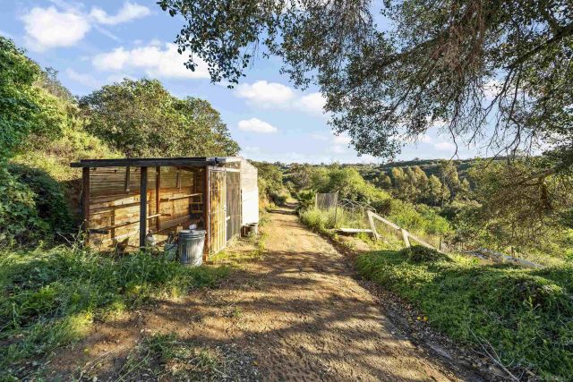 16951 Old Coach Rd, Poway, CA 92064