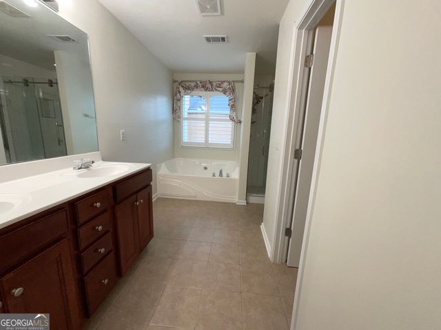 1408 Saphire Drive, Mcdonough, GA 30252