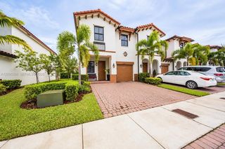 8837 NW 102nd Court, Doral, FL 33178