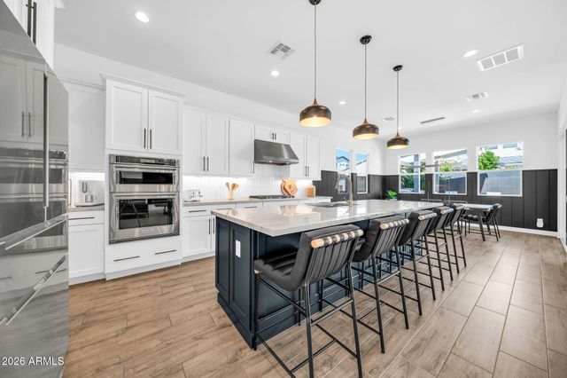 17208 W MOUNTAINAIR Street, Surprise, AZ 85388