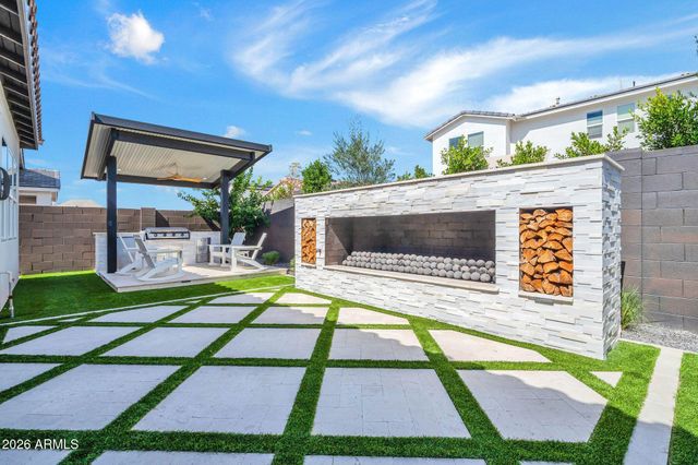 17208 W MOUNTAINAIR Street, Surprise, AZ 85388