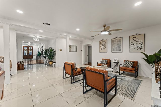 8720 W Fairway Dr, Baton Rouge, LA 70809