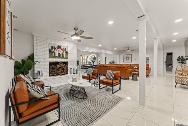 8720 W Fairway Dr, Baton Rouge, LA 70809