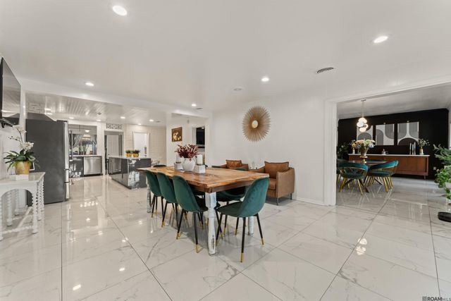 8720 W Fairway Dr, Baton Rouge, LA 70809