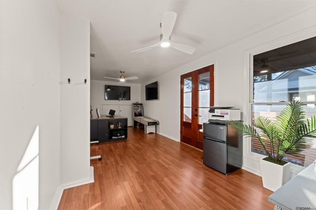 8720 W Fairway Dr, Baton Rouge, LA 70809