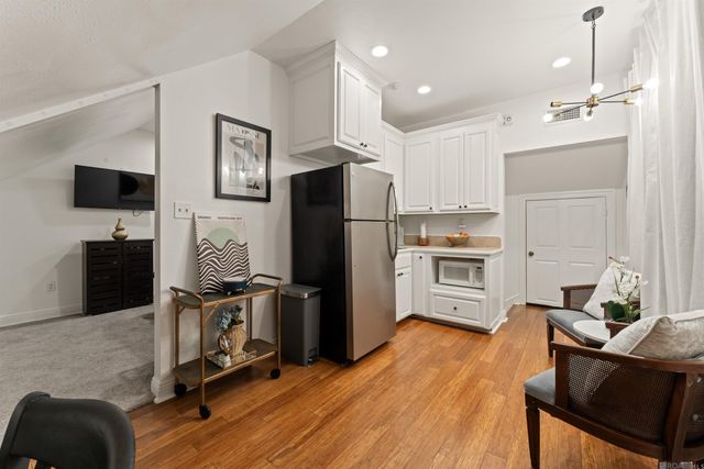 8720 W Fairway Dr, Baton Rouge, LA 70809