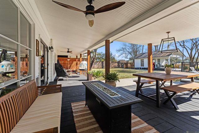 8720 W Fairway Dr, Baton Rouge, LA 70809