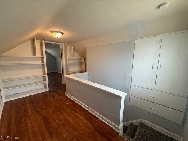 4377 Ingleside Road, Warrensville Heights, OH 44128