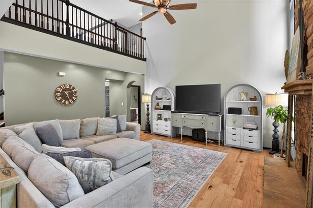 200 White Cloud Run, Canton, GA 30114