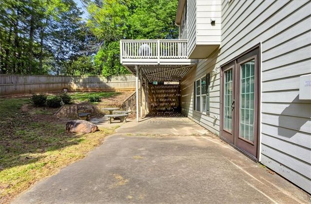 200 White Cloud Run, Canton, GA 30114