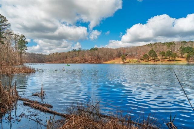 200 White Cloud Run, Canton, GA 30114