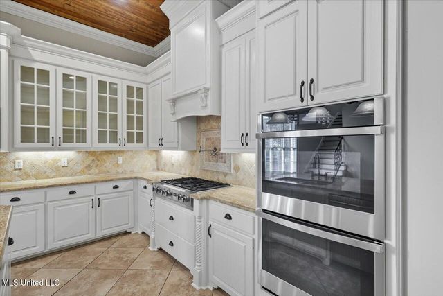 422 Summerville Drive, Madison, MS 39110