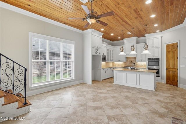 422 Summerville Drive, Madison, MS 39110