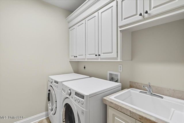 422 Summerville Drive, Madison, MS 39110