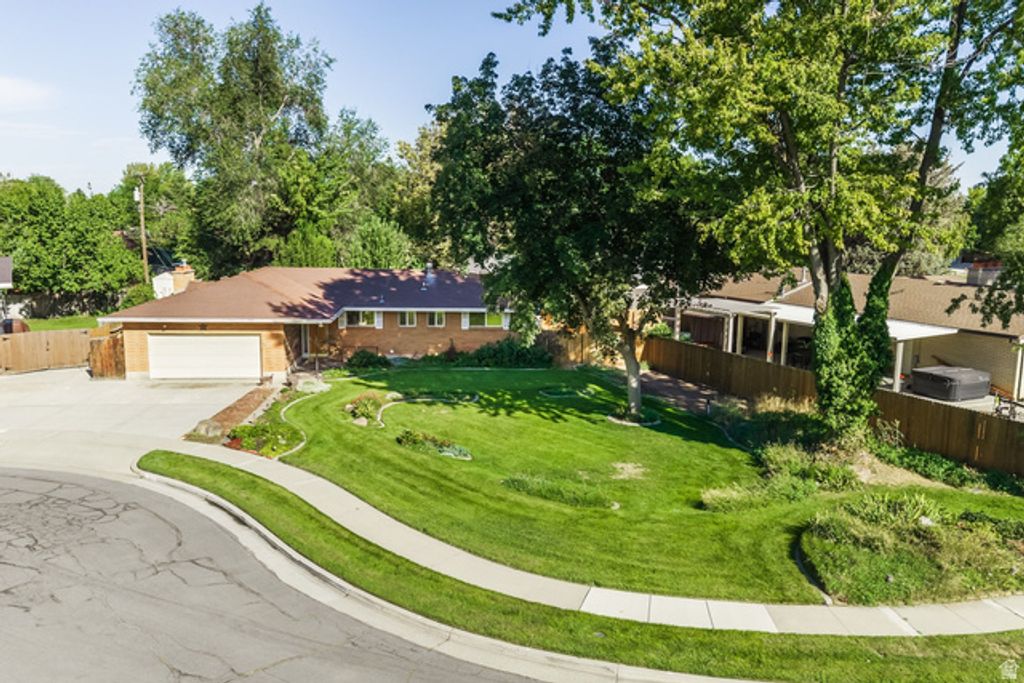 6284 S JAMESTOWN CIR, Murray, UT 84121 — exterior