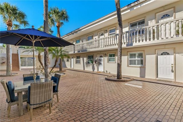 980 7th AVE S 109, Naples, FL 34102