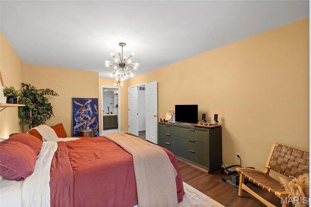 4235 W Pine Boulevard 3, St Louis, MO 63108