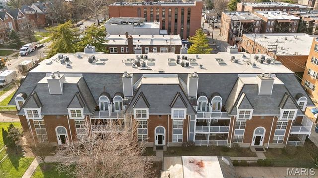 4235 W Pine Boulevard 3, St Louis, MO 63108