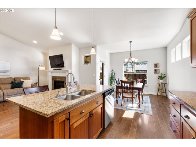 346 RIVER LOOP 1, Eugene, OR 97404