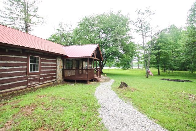 210 Kingwood Dr, Sparta, TN 38583