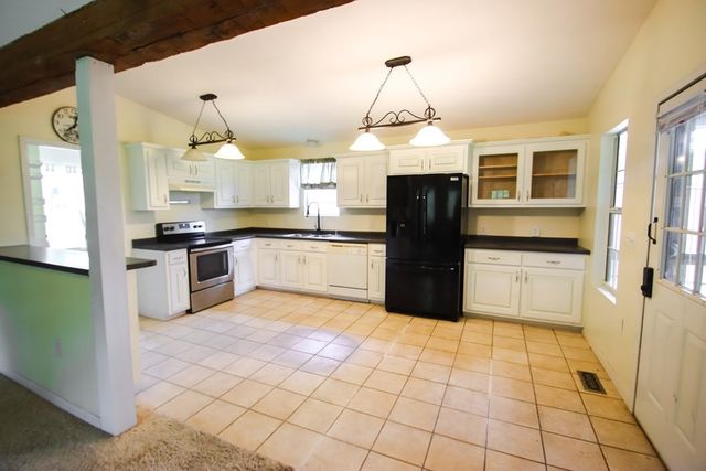 210 Kingwood Dr, Sparta, TN 38583