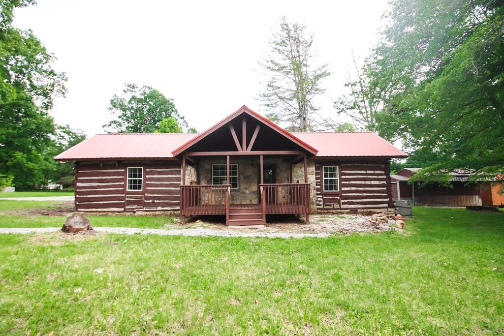 210 Kingwood Dr, Sparta, TN 38583