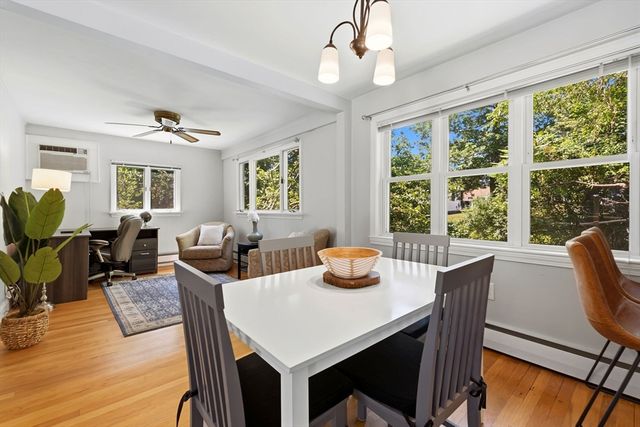 542 Trapelo Rd, Waltham, MA 02452