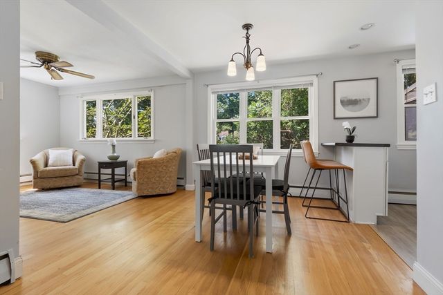 542 Trapelo Rd, Waltham, MA 02452