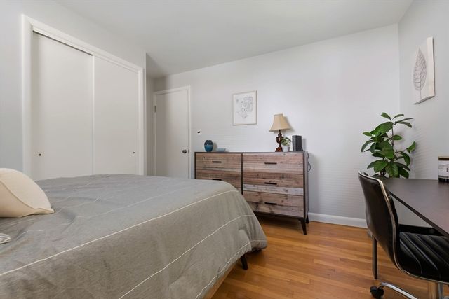 542 Trapelo Rd, Waltham, MA 02452