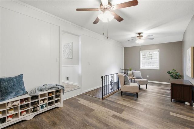 8821 Lowell Avenue, Overland Park, KS 66212
