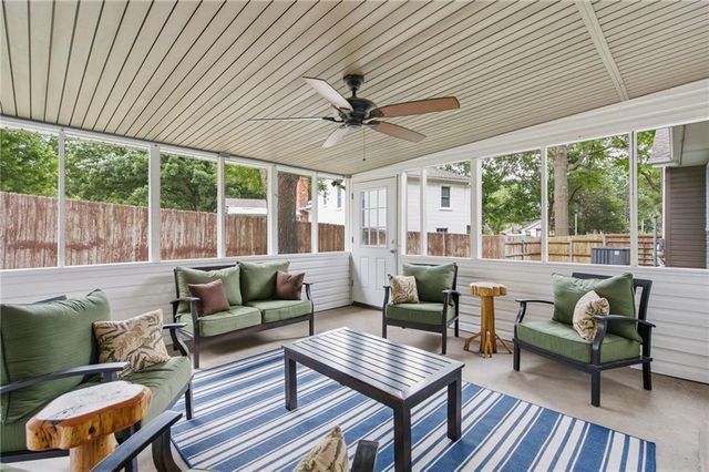 8821 Lowell Avenue, Overland Park, KS 66212