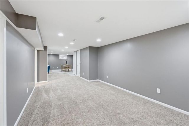 8821 Lowell Avenue, Overland Park, KS 66212
