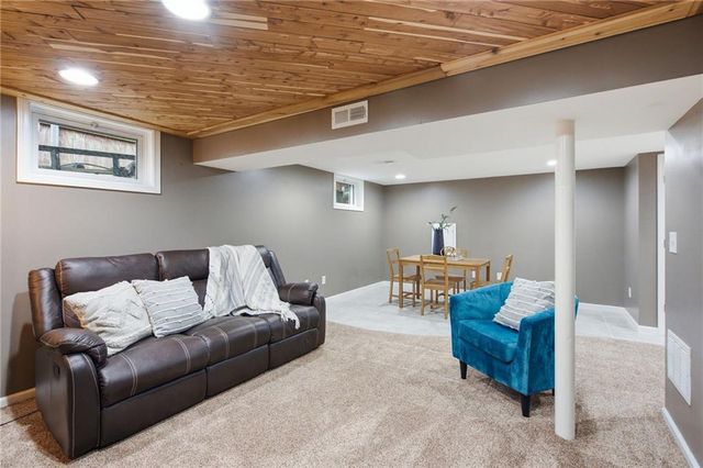 8821 Lowell Avenue, Overland Park, KS 66212