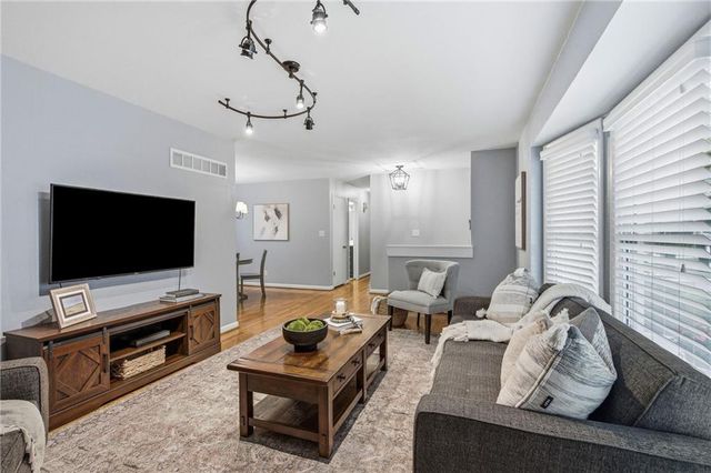 8821 Lowell Avenue, Overland Park, KS 66212