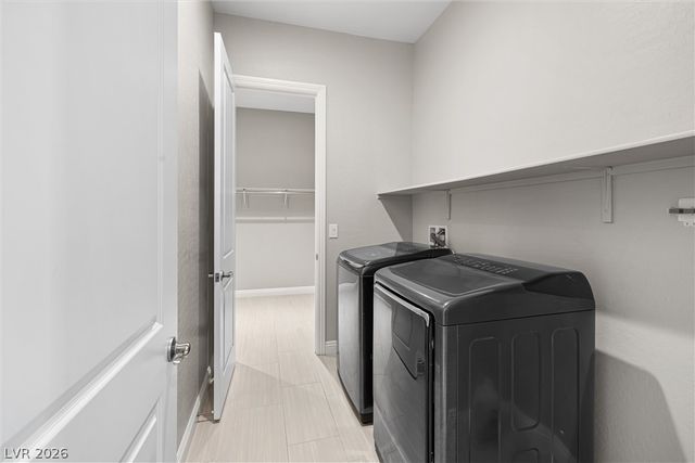 9868 Heather Moore Avenue, Las Vegas, NV 89166