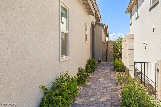 9868 Heather Moore Avenue, Las Vegas, NV 89166