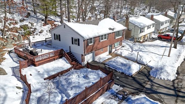 11 Pulver Drive, Peabody, MA 01960