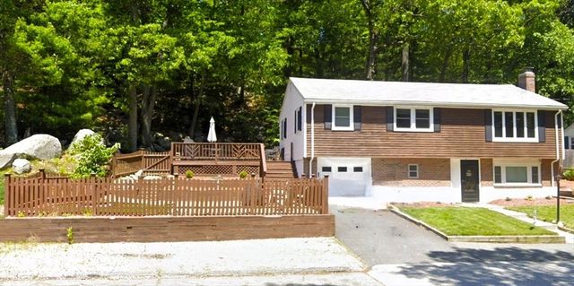 11 Pulver Drive, Peabody, MA 01960