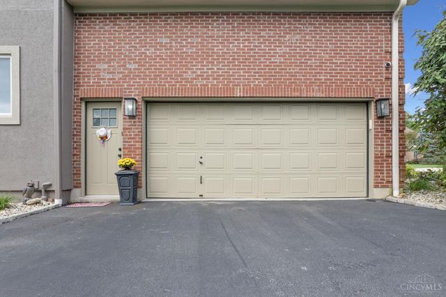 9570 Old Village Drive, Deerfield Twp., OH 45140
