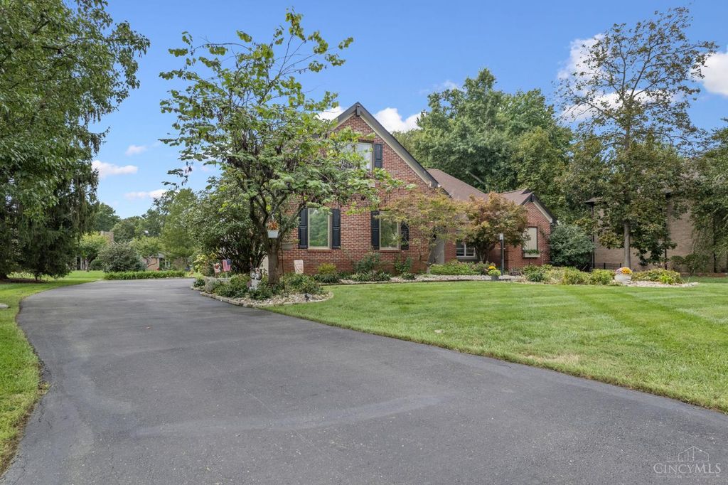 9570 Old Village Drive, Deerfield Twp., OH 45140