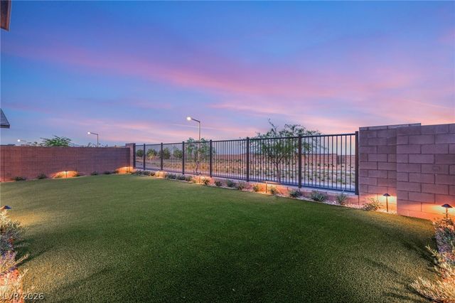 484 Windstone Crest Avenue, Las Vegas, NV 89138