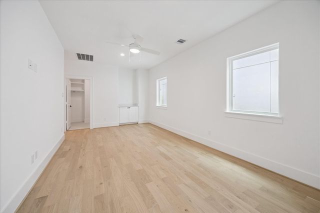 1407 A Malone Street, Houston, TX 77007