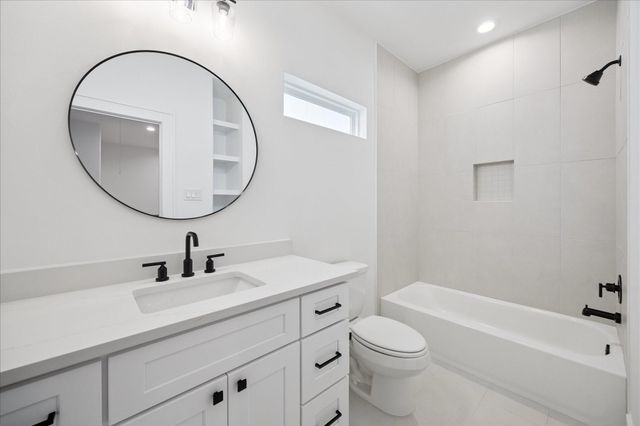 1407 A Malone Street, Houston, TX 77007